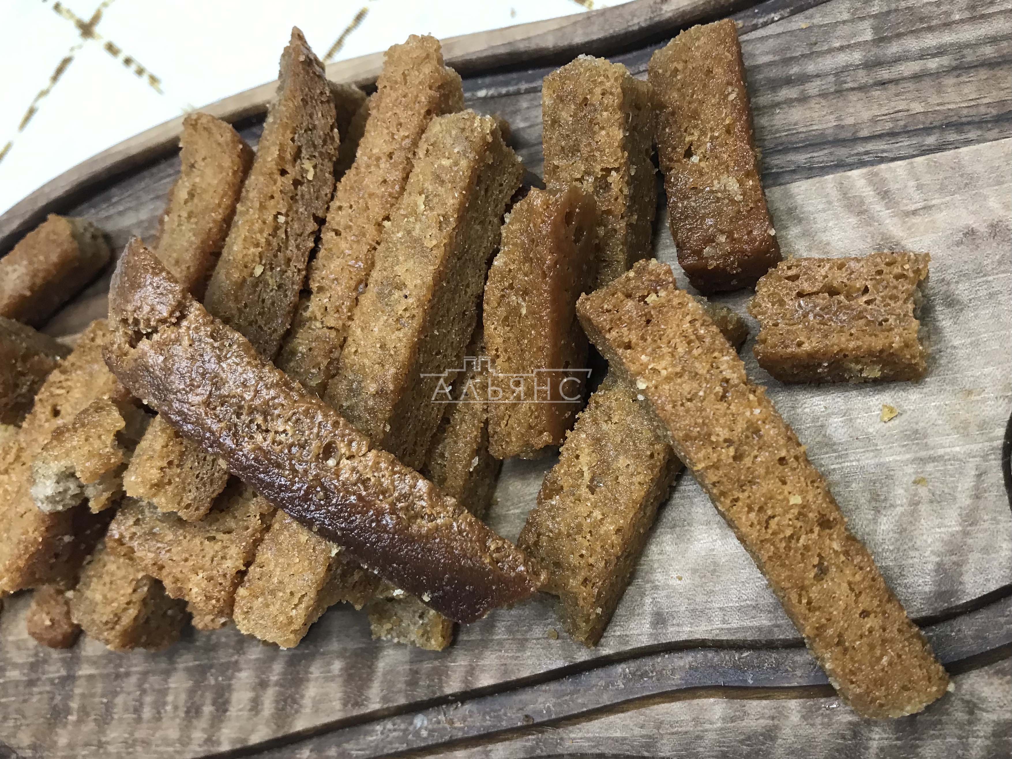 Деревенские гренки с чесноком в Нижнекамске