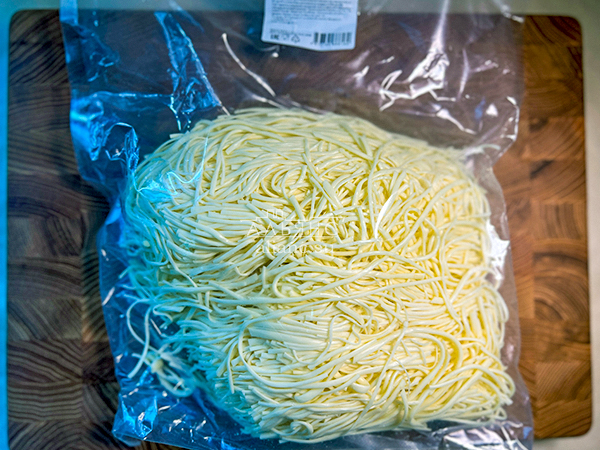Сырный продукт ФЕРМЕРСКИЙ паутинка белая в Нижнекамске