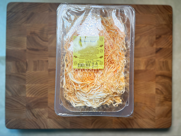 Сыр Чечил паутинка (икра красная)  500 гр. в Нижнекамске