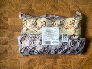 Сыр ГОРНЫЙ СЫРОВАР (Бочонок с паприкой): Сыр 1 кг ГОРНЫЙ СЫРОВАР (Бочата с укропом и чесноком)